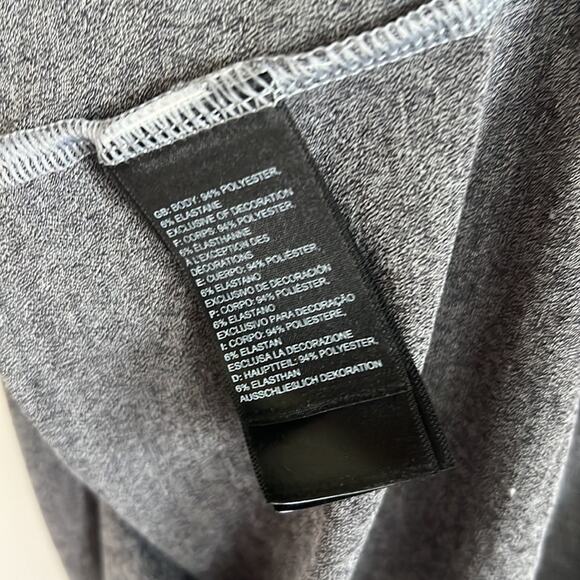 The North Face Gray Lightweight T-Shirt Athleisure Neutral Women's Medium - Picture 6 of 6